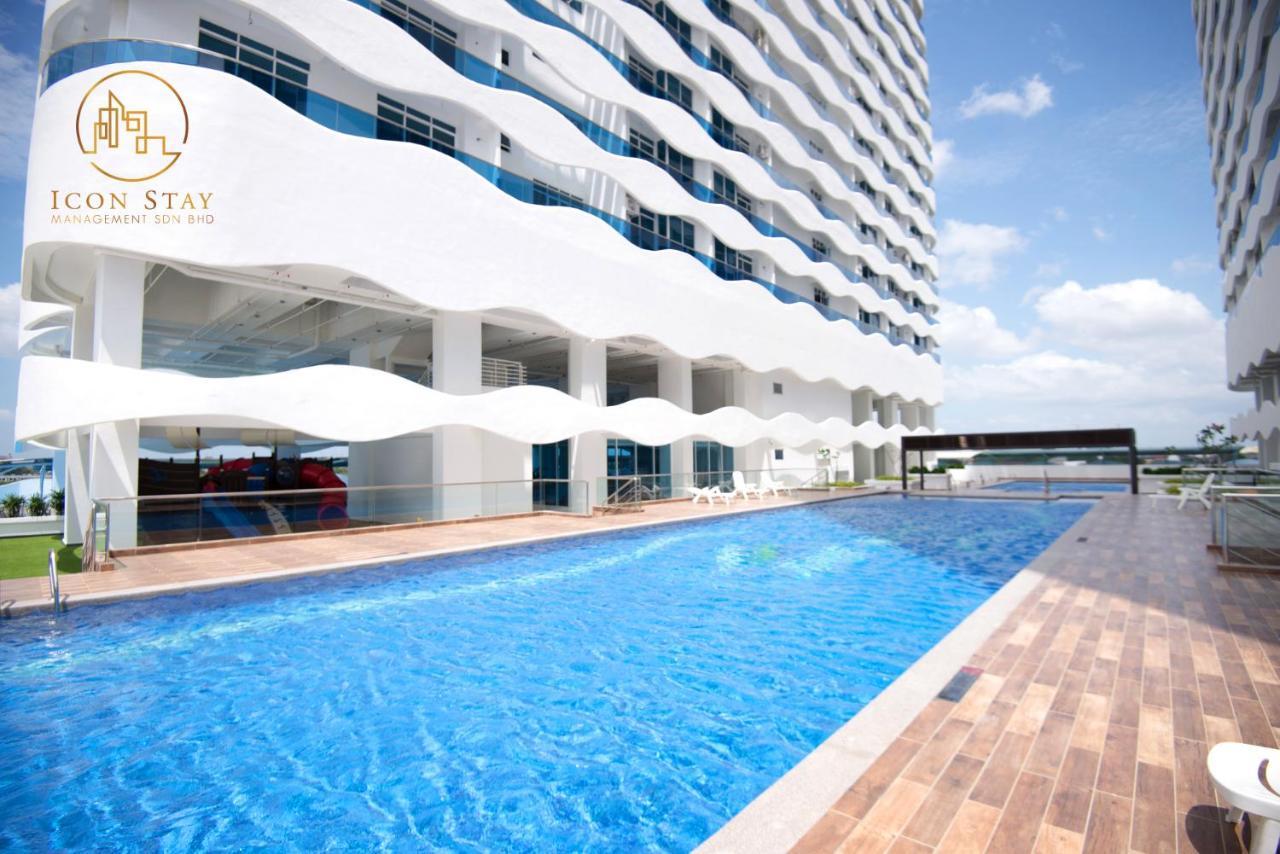 The Wave Residence Melaka Eksteriør bilde